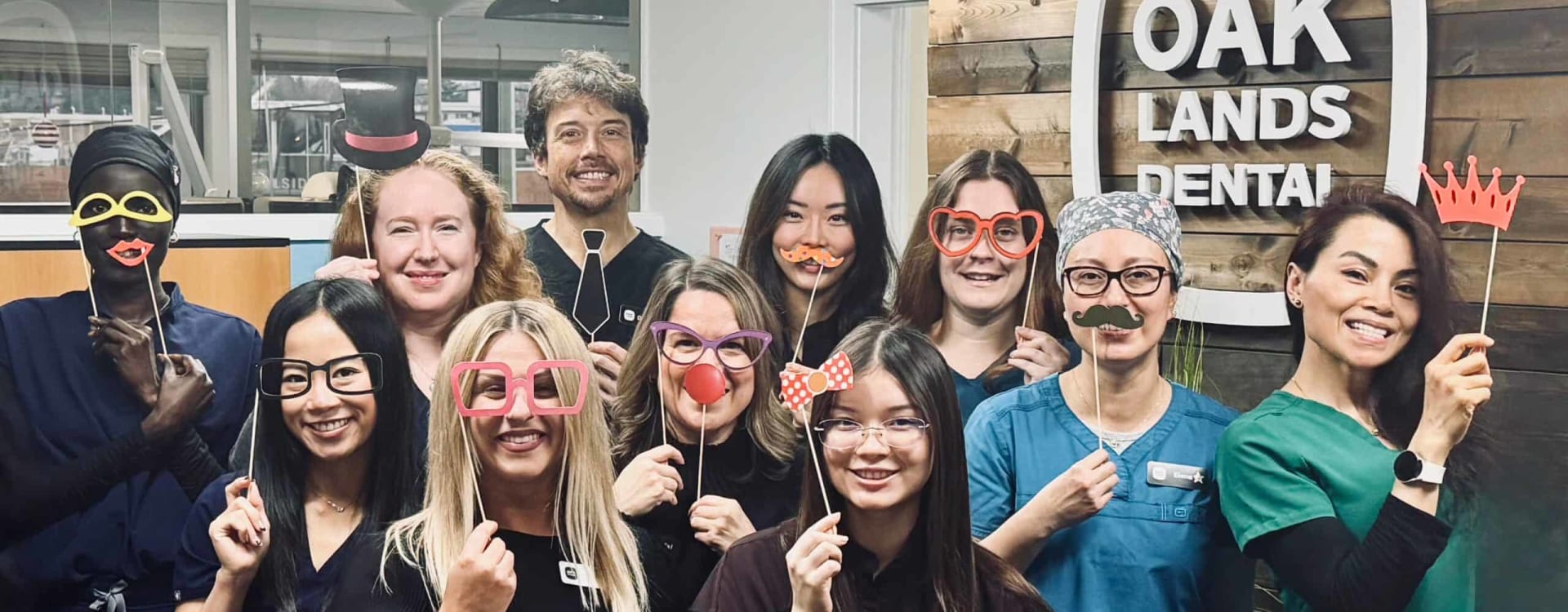 Contact Oaklands Dental in Victoria